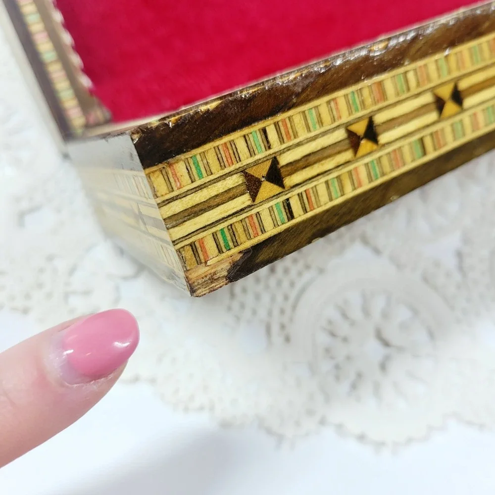 Middle Eastern Marquetry Mosaic Inlaid Wood Box Jewelry Pens Trinkets